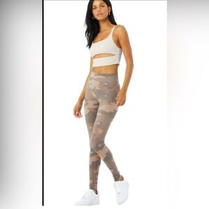 ALO Yoga Camo High-Rise Leggings New without tags